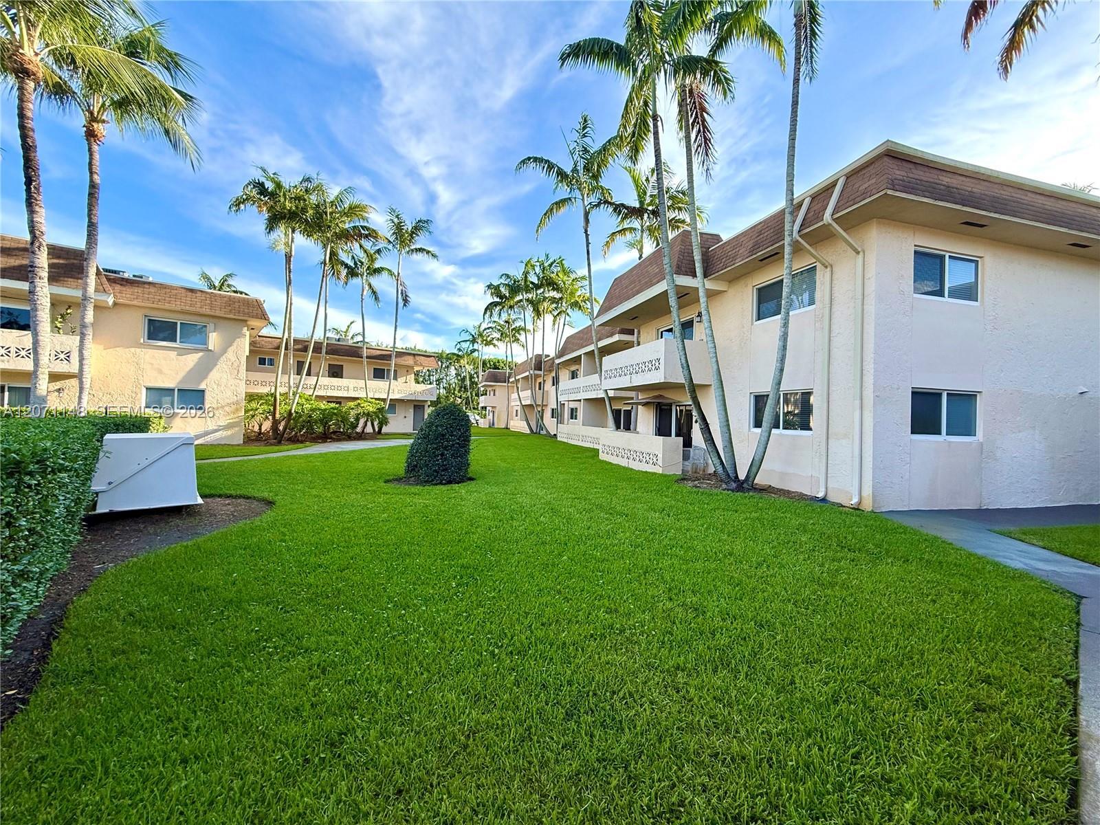 14500 SW 88th Ave # 258, Palmetto Bay FL 33176 photo 2