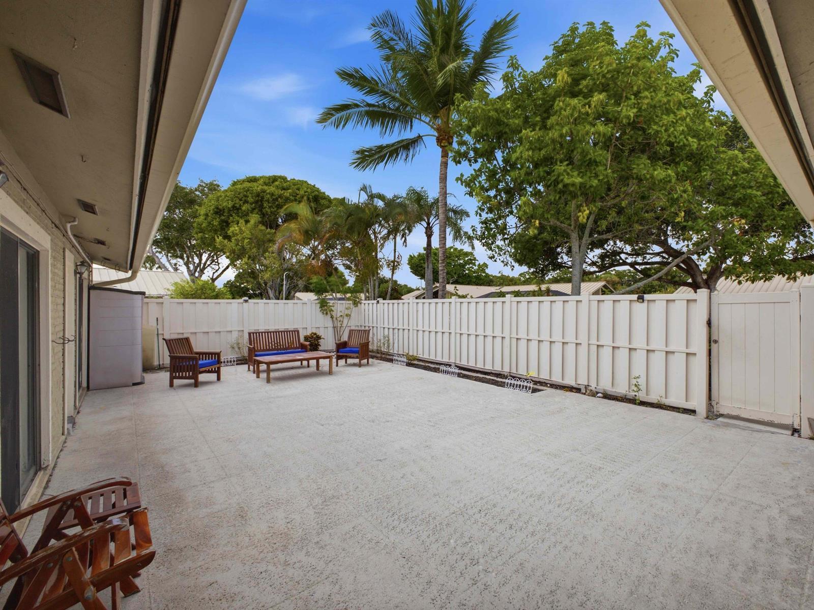 5933 GOLDEN EAGLE Circle, Palm Beach Gardens FL 33418 photo 5
