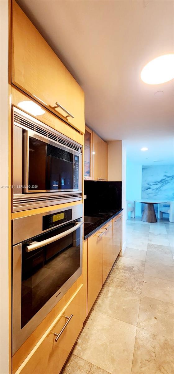 6801 Collins Ave, Miami Beach FL 33141 photo 5