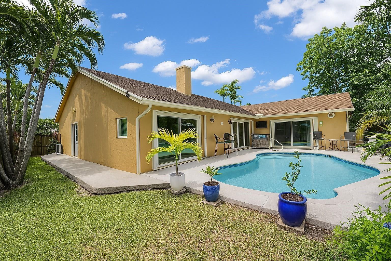 9811 NW 53rd Court, Coral Springs FL 33076 photo 4