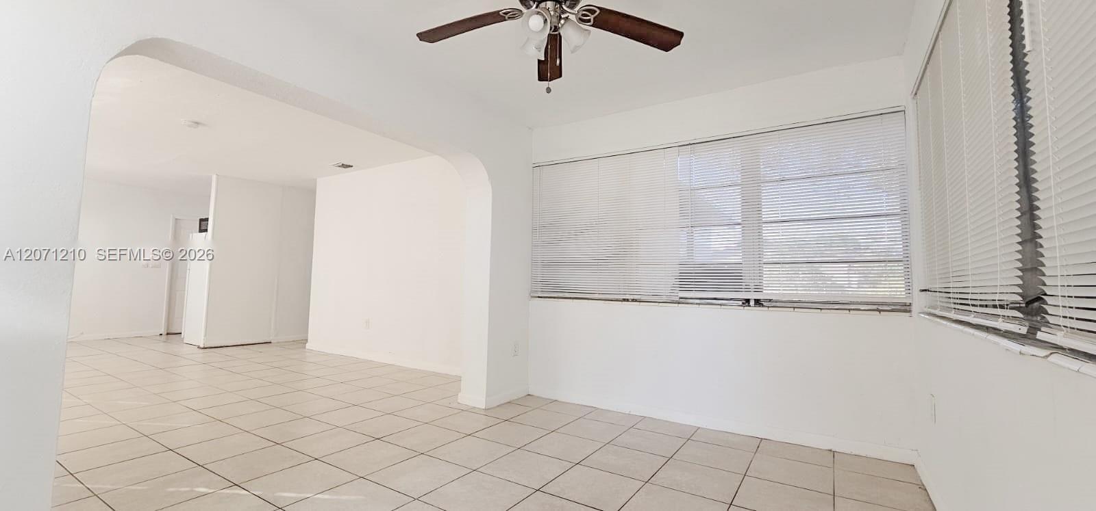 2781 NW 13th Ct, Fort Lauderdale FL 33311 photo 2