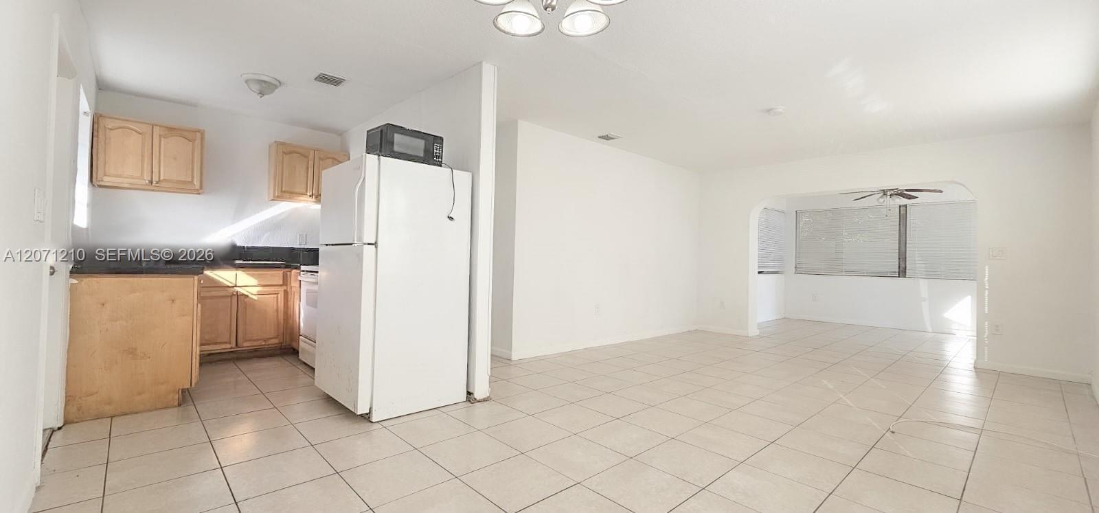 2781 NW 13th Ct, Fort Lauderdale FL 33311 photo 4