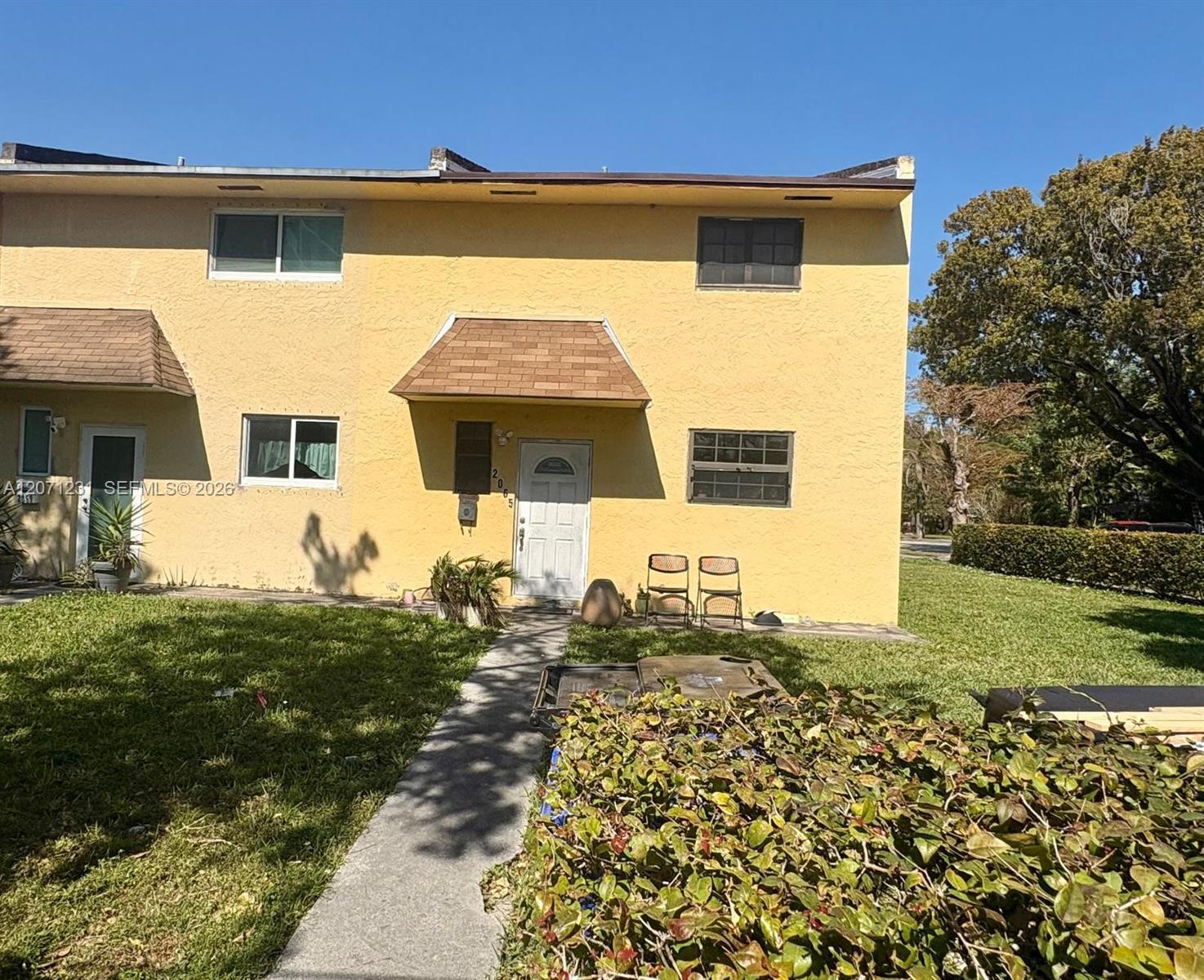 2065 NE 139th St, North Miami Beach FL 33181