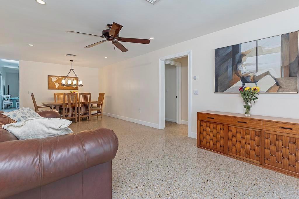 1106 N Lakeside Drive, FL 33460 photo 5