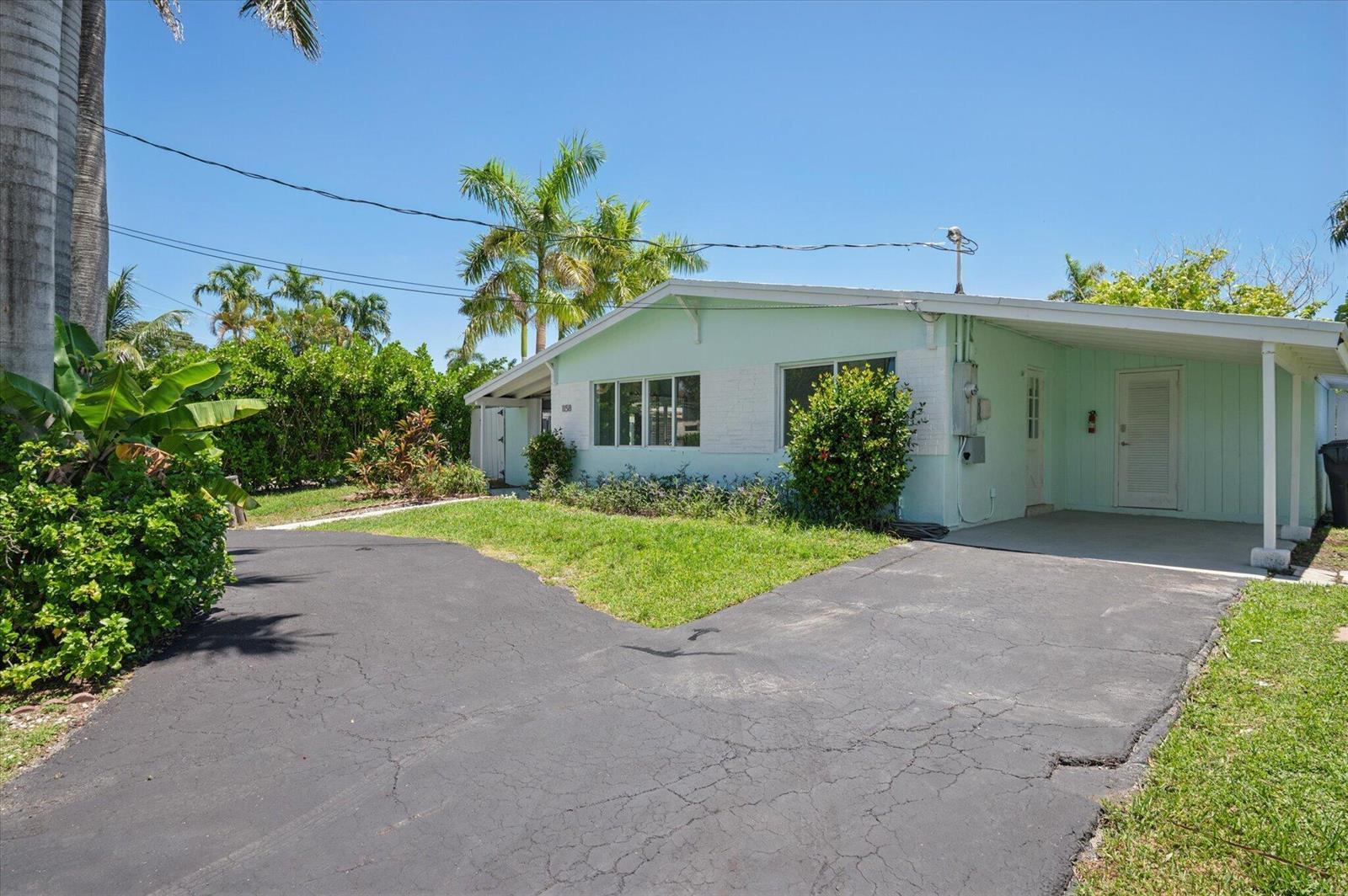 1158 Grant Street, Hollywood FL 33019 photo 2
