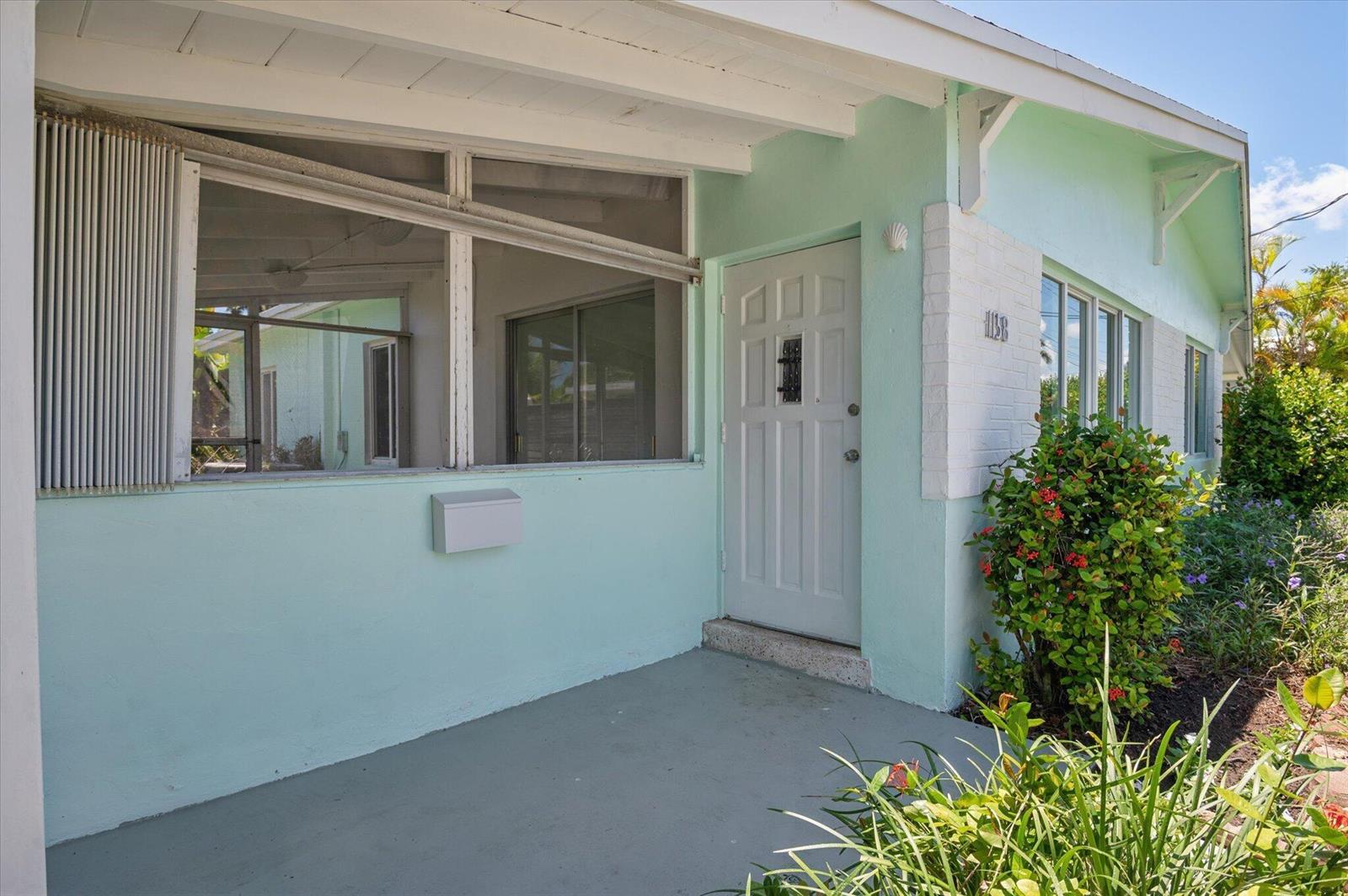 1158 Grant Street, Hollywood FL 33019 photo 3