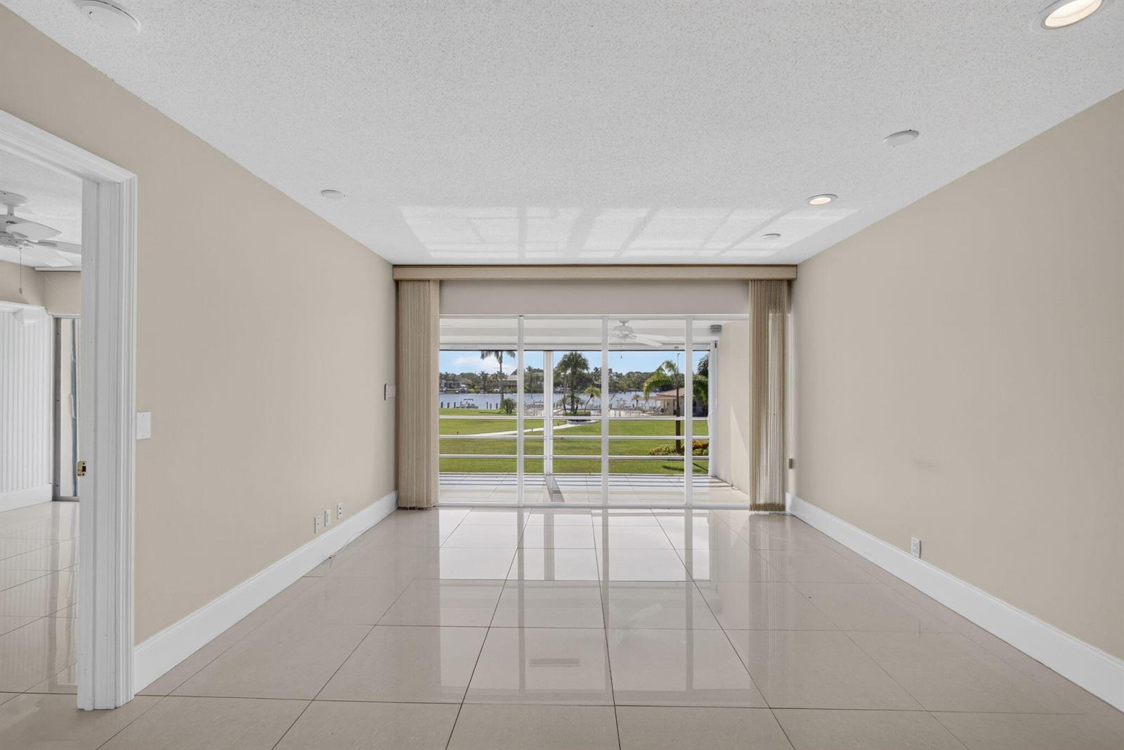 478 Tequesta Drive # 204, Tequesta FL 33469 photo 5