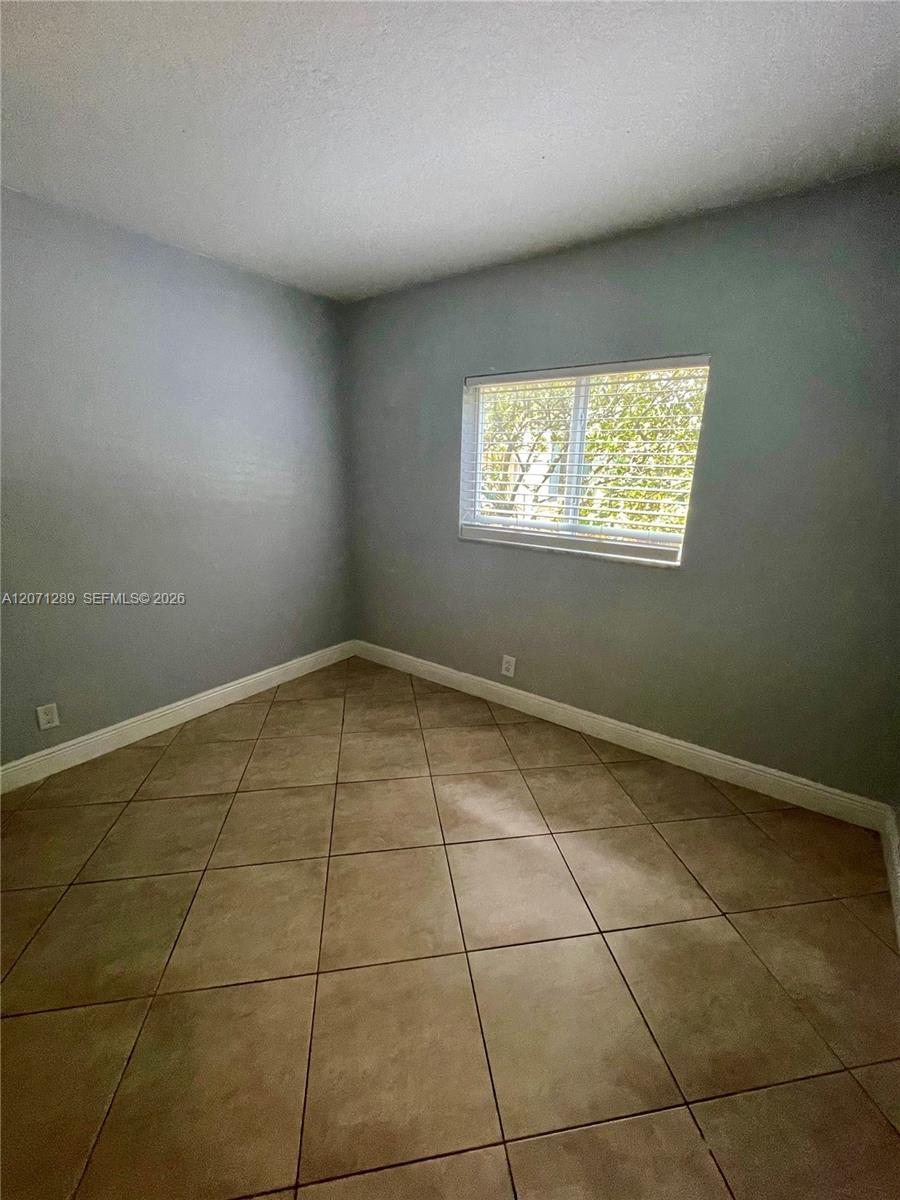 1460 NE 18th St # 102, Fort Lauderdale FL 33305 photo 5