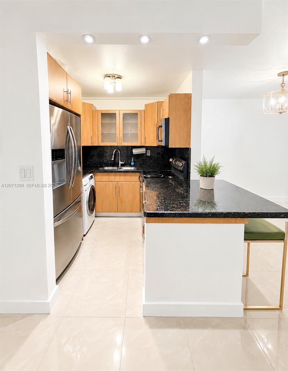605 NW 72nd Ave # 301, Miami FL 33126 photo 2