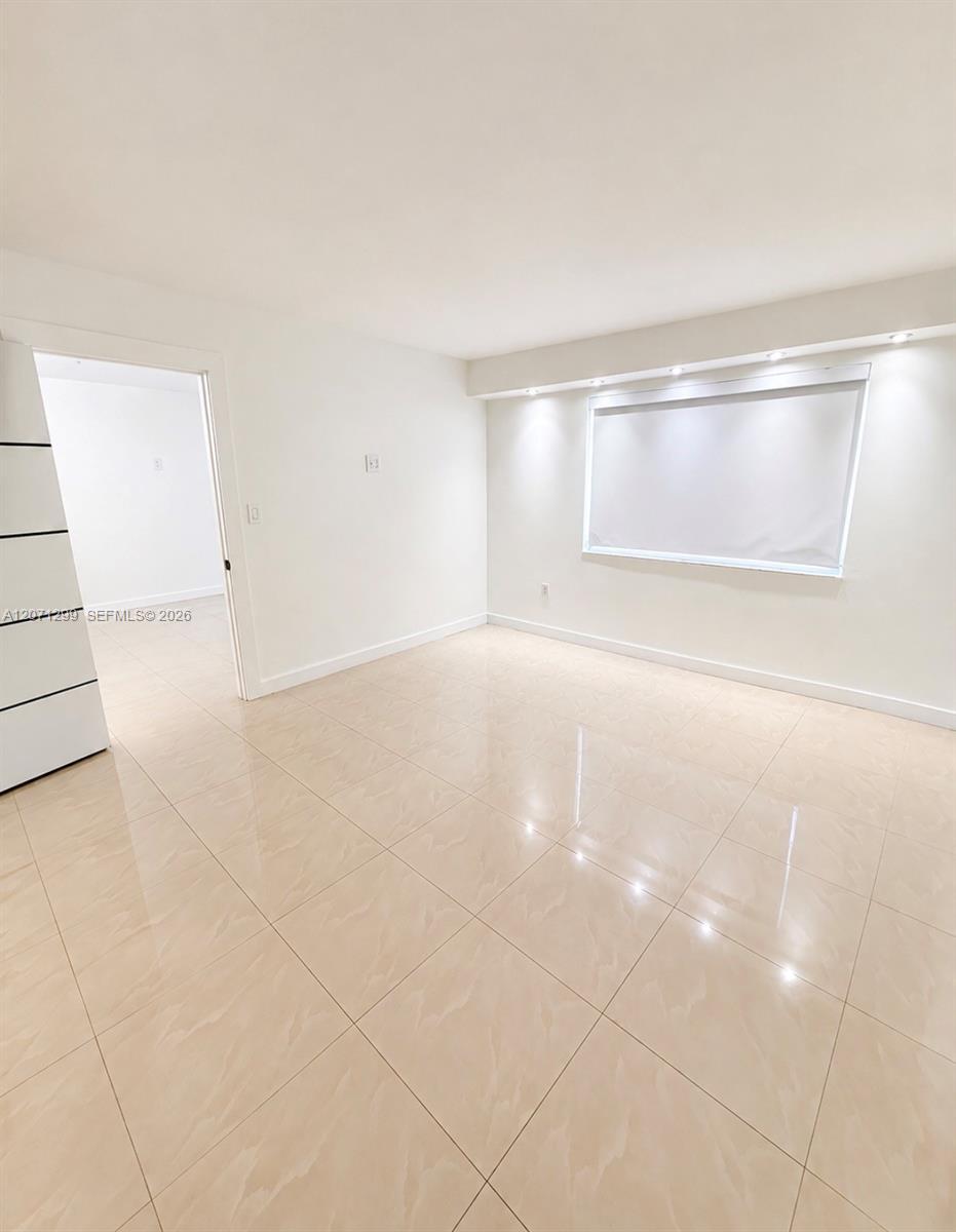 605 NW 72nd Ave # 301, Miami FL 33126 photo 4