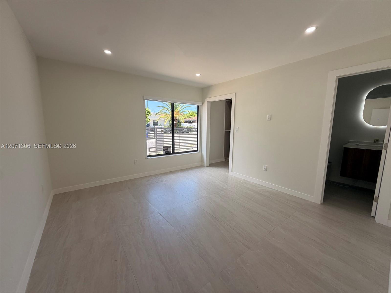 3680 NW 16th St, Miami FL 33125 photo 4