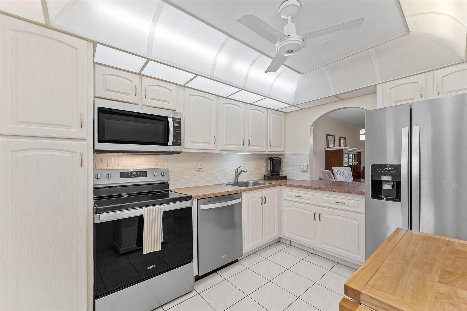 3251 Holiday Springs Boulevard # 206, Margate FL 33063 photo 5