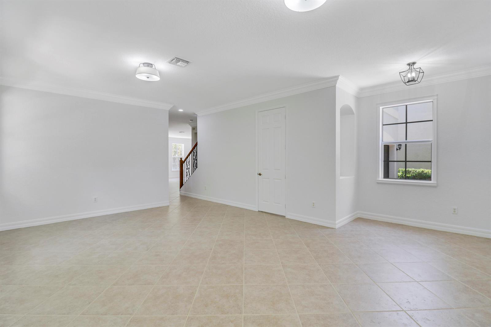 112 Dunmore Drive, Jupiter FL 33458 photo 5