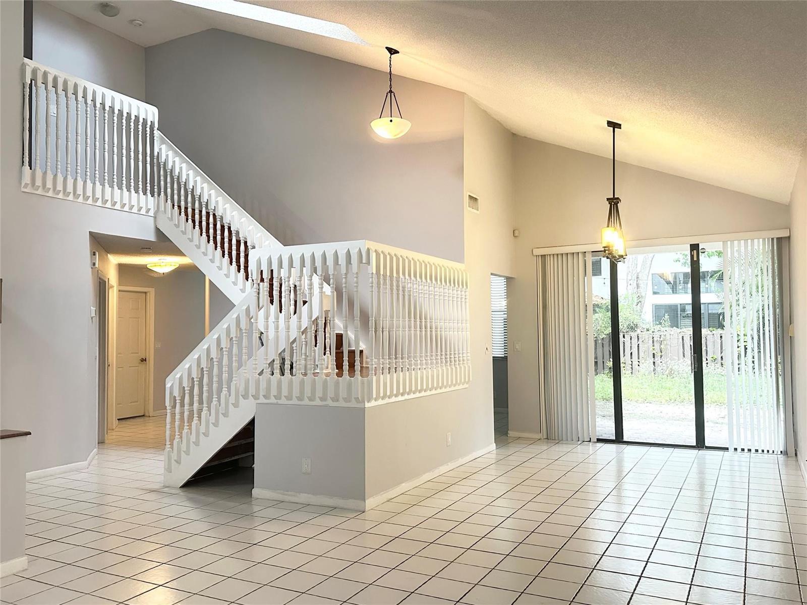 10461 NW 12th Court, Plantation FL 33322 photo 5