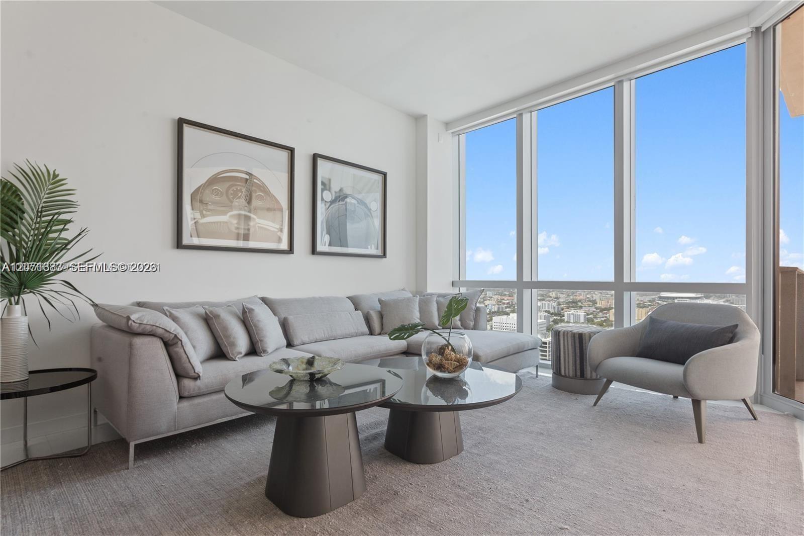 851 NE 1st Ave # 4106, Miami FL 33132 photo 3