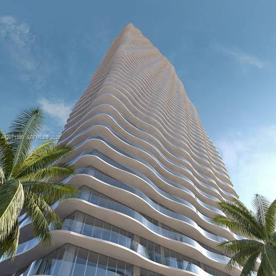 1400 Biscayne Blvd # 1905, Miami FL 33132