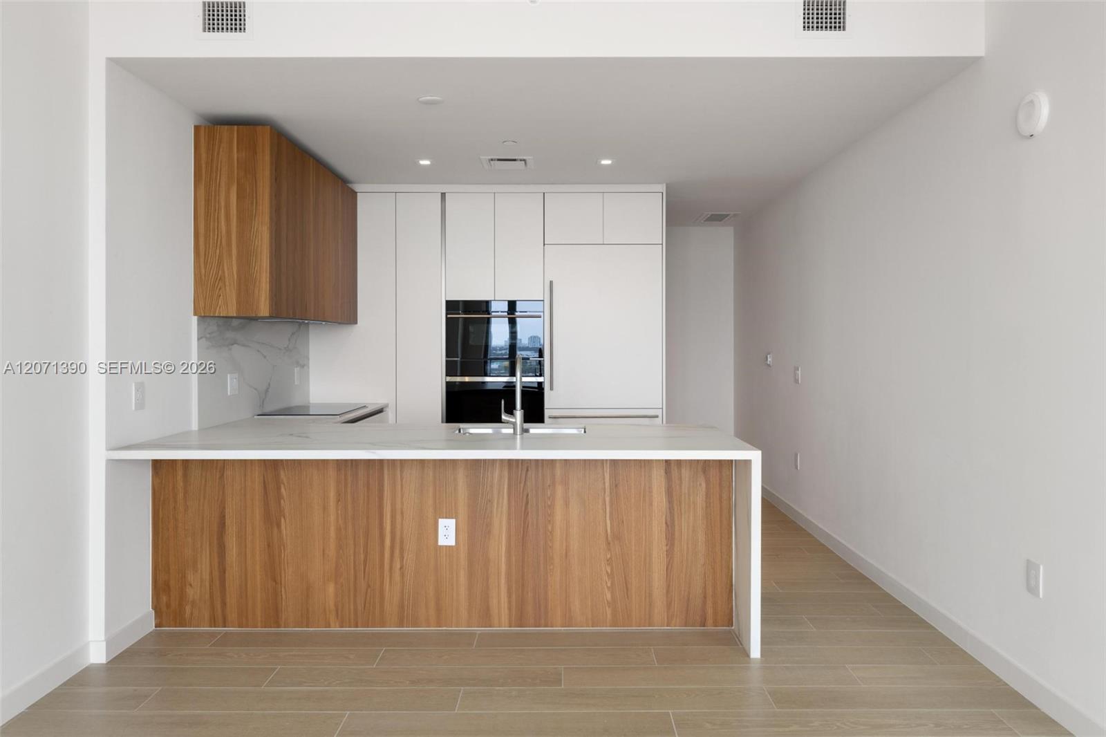 1400 Biscayne Blvd # 1905, Miami FL 33132 photo 5