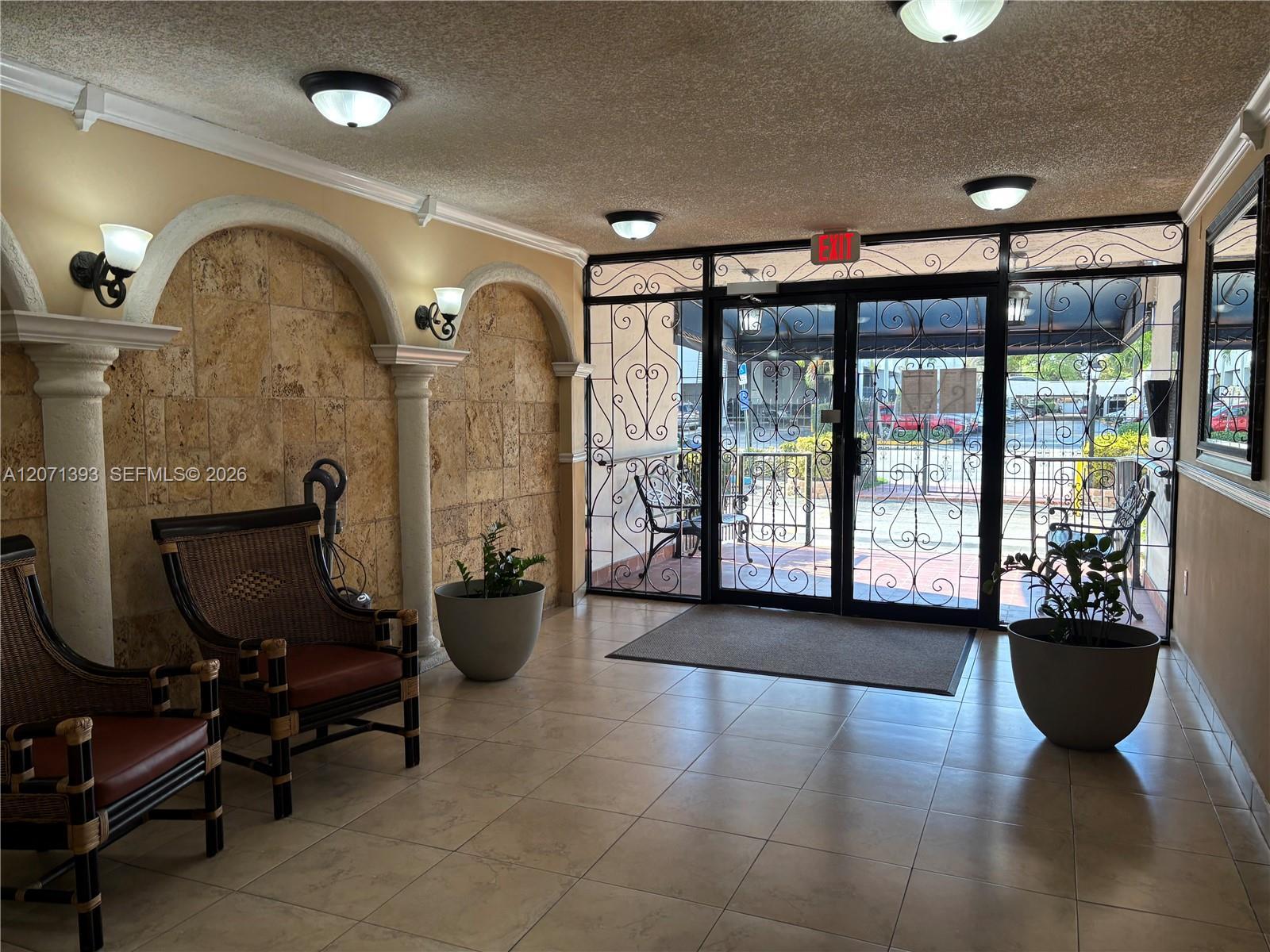 5033 NW 7th St # 101, Miami FL 33126 photo 3
