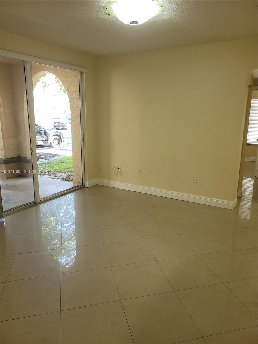 2564 CENTERGATE DR # 108, Miramar FL 33025 photo 2