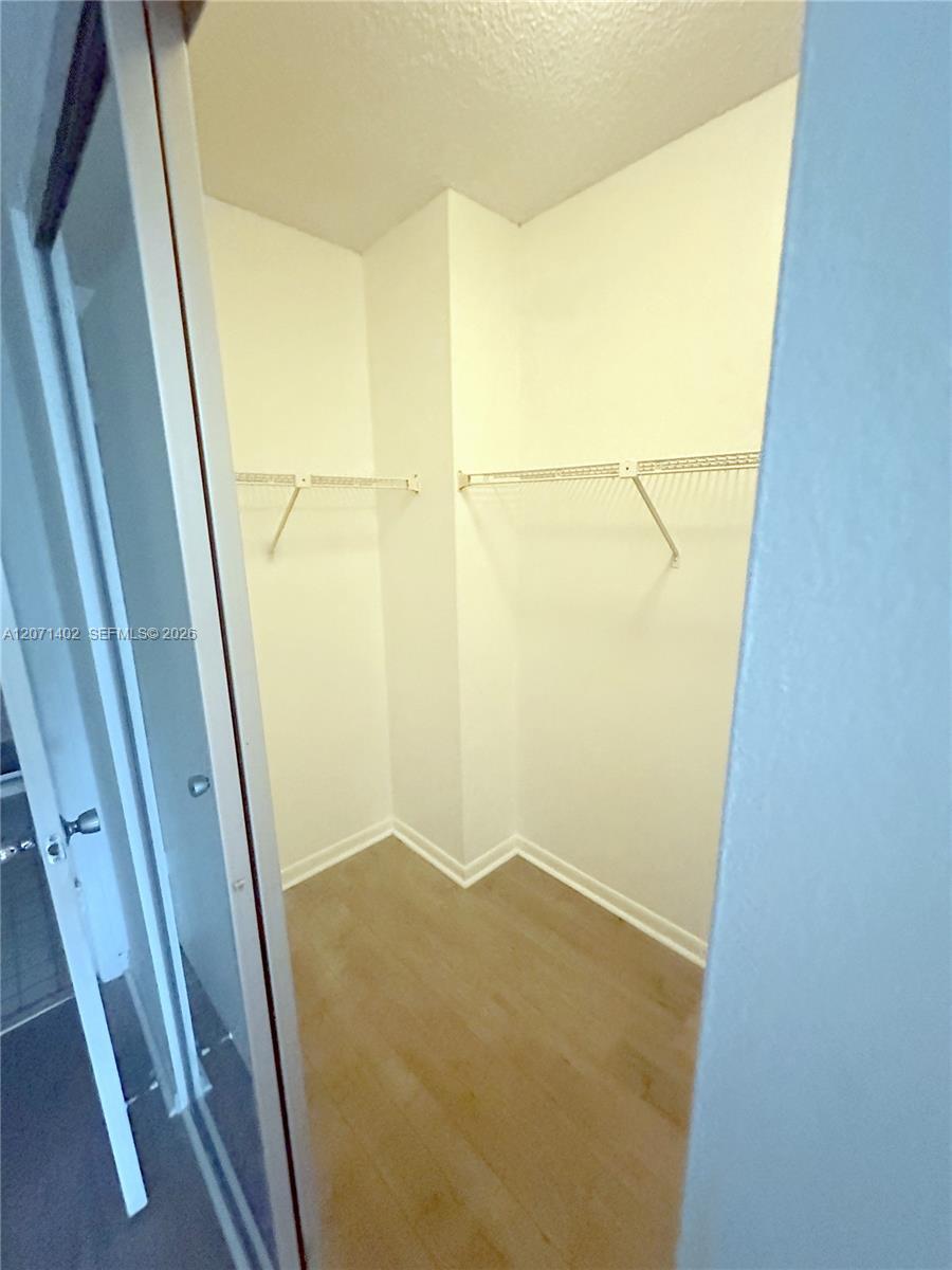 919 Hillcrest Dr # 407, Hollywood FL 33021 photo 5