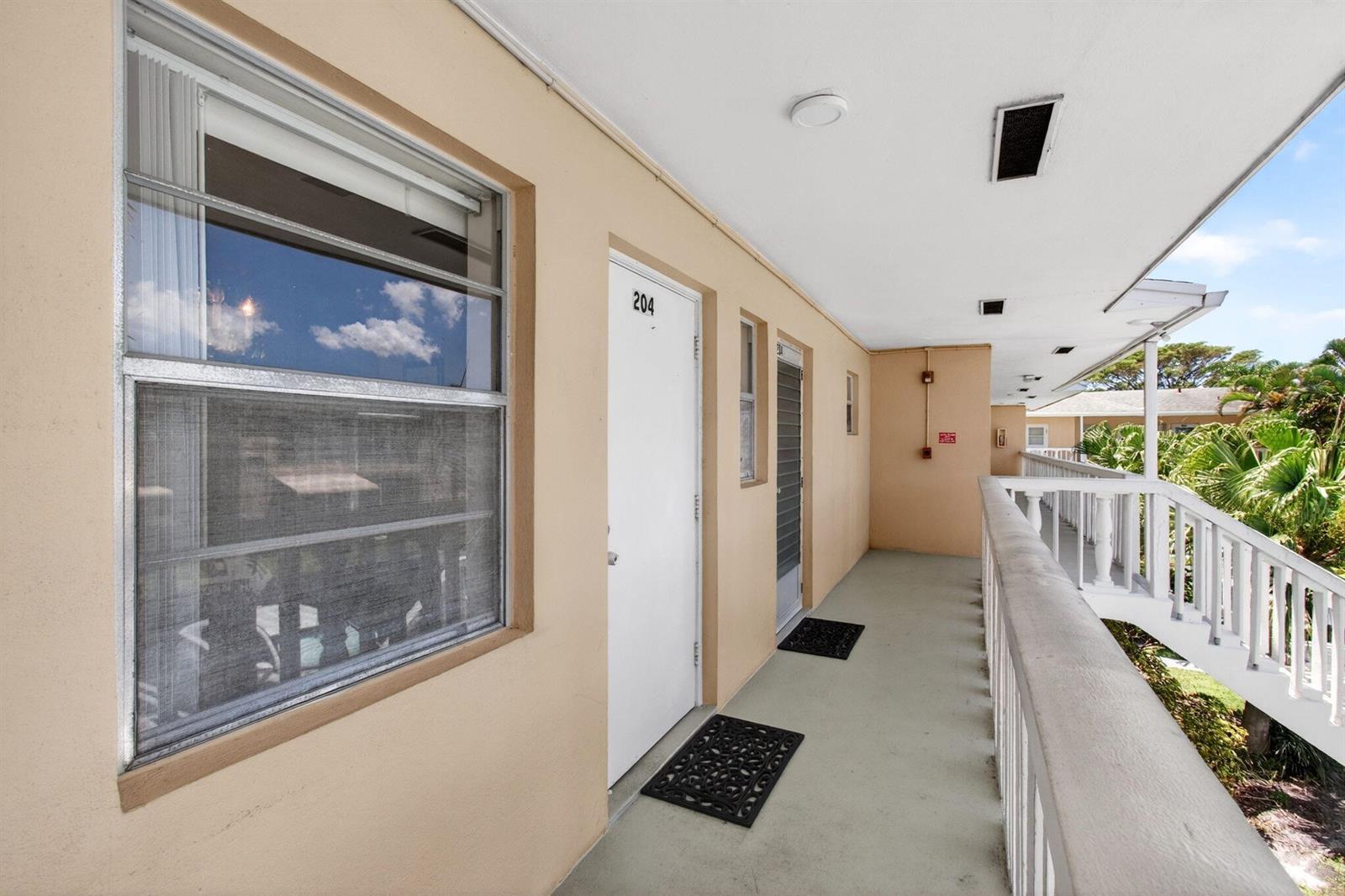 2101 NE 1st Court # 204, Boynton Beach FL 33435 photo 3