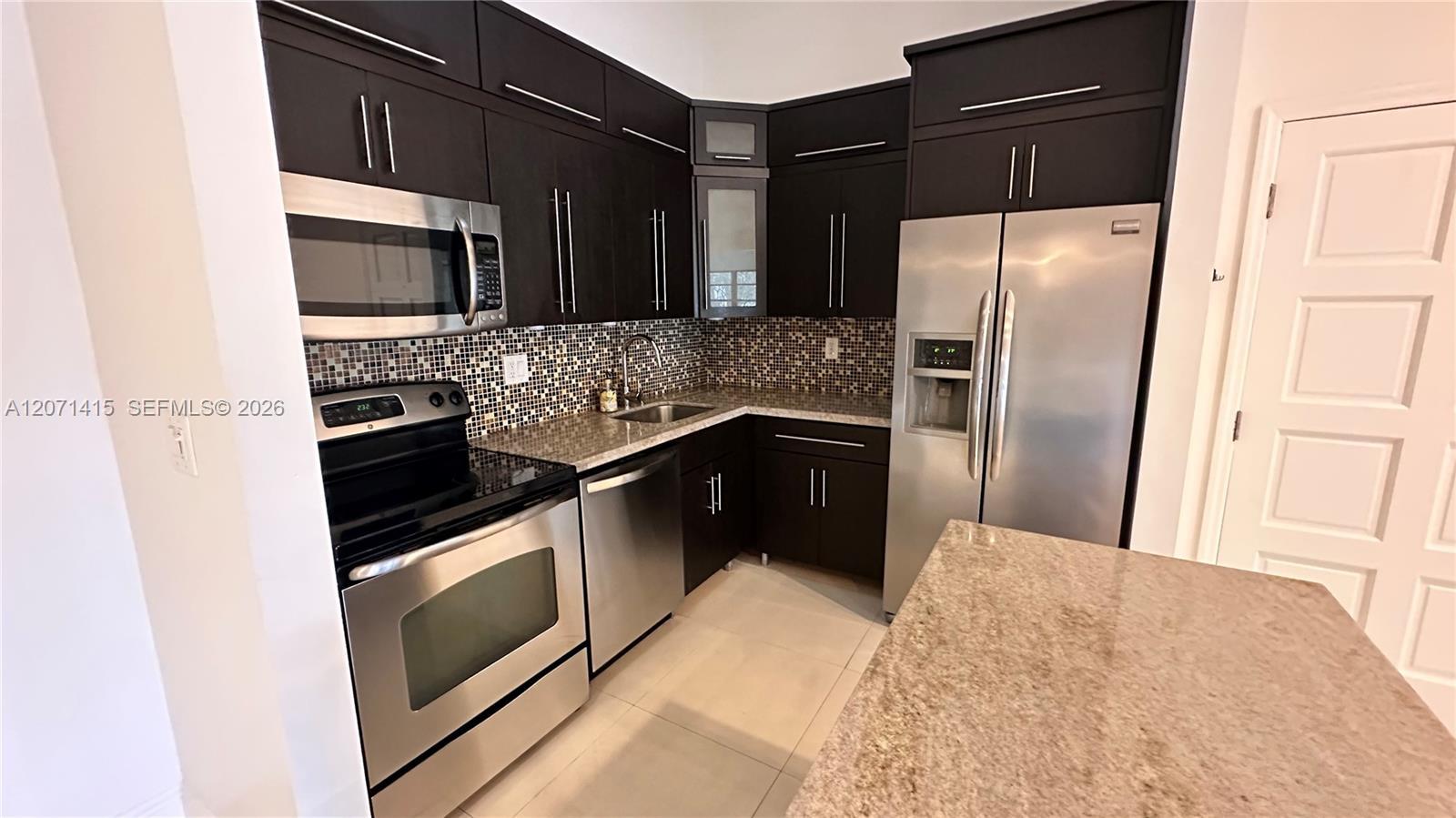 4944 NW 102nd Ave # 3, Doral FL 33178 photo 4