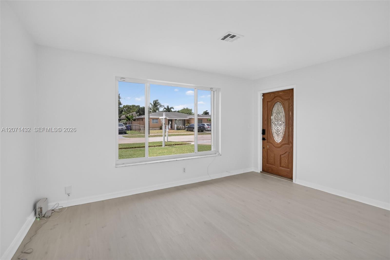 7521 Eaton St, Hollywood FL 33024 photo 5