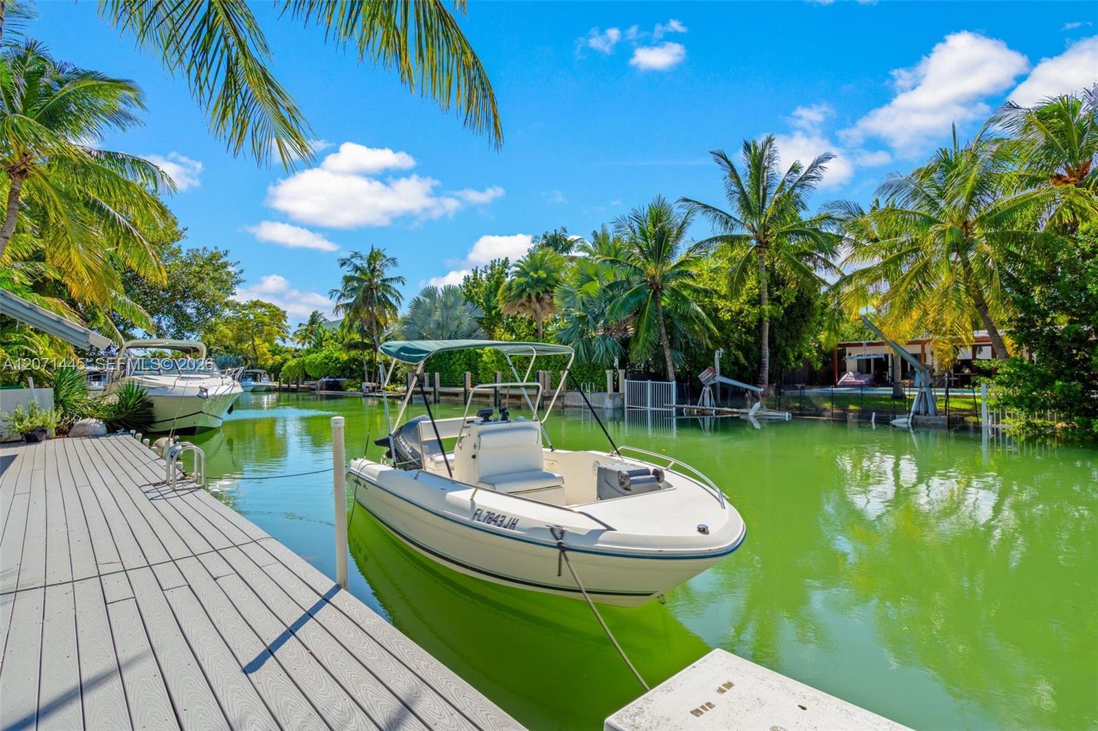 7970 Hawthorne Ave, Miami Beach FL 33141 photo 4