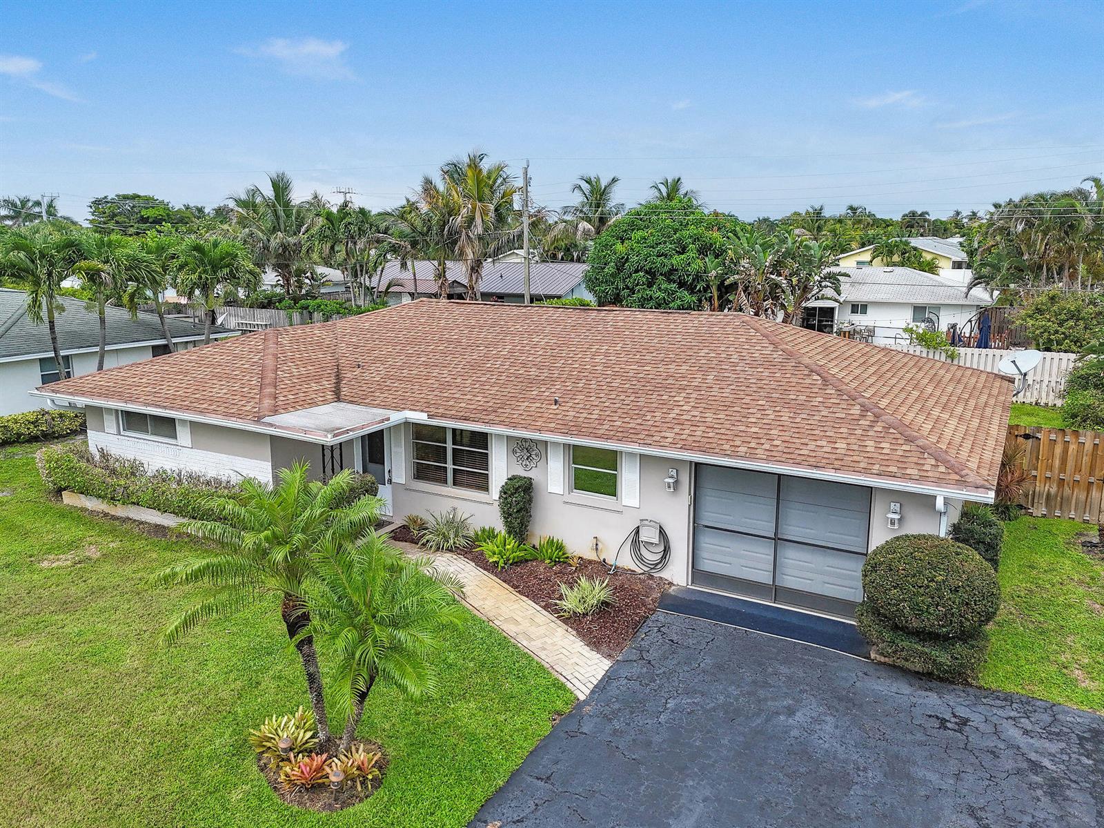 11 Windsor Road E, Jupiter FL 33469 photo 4
