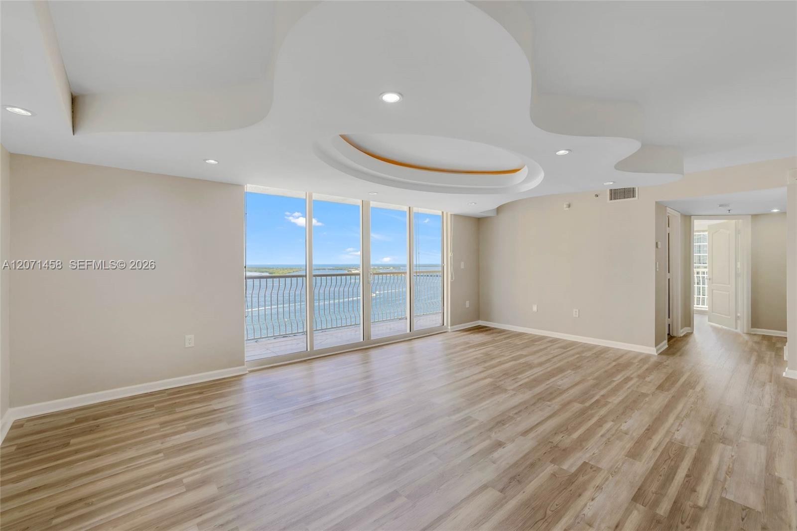 1200 Brickell Bay Dr # 3001, Miami FL 33131 photo 4
