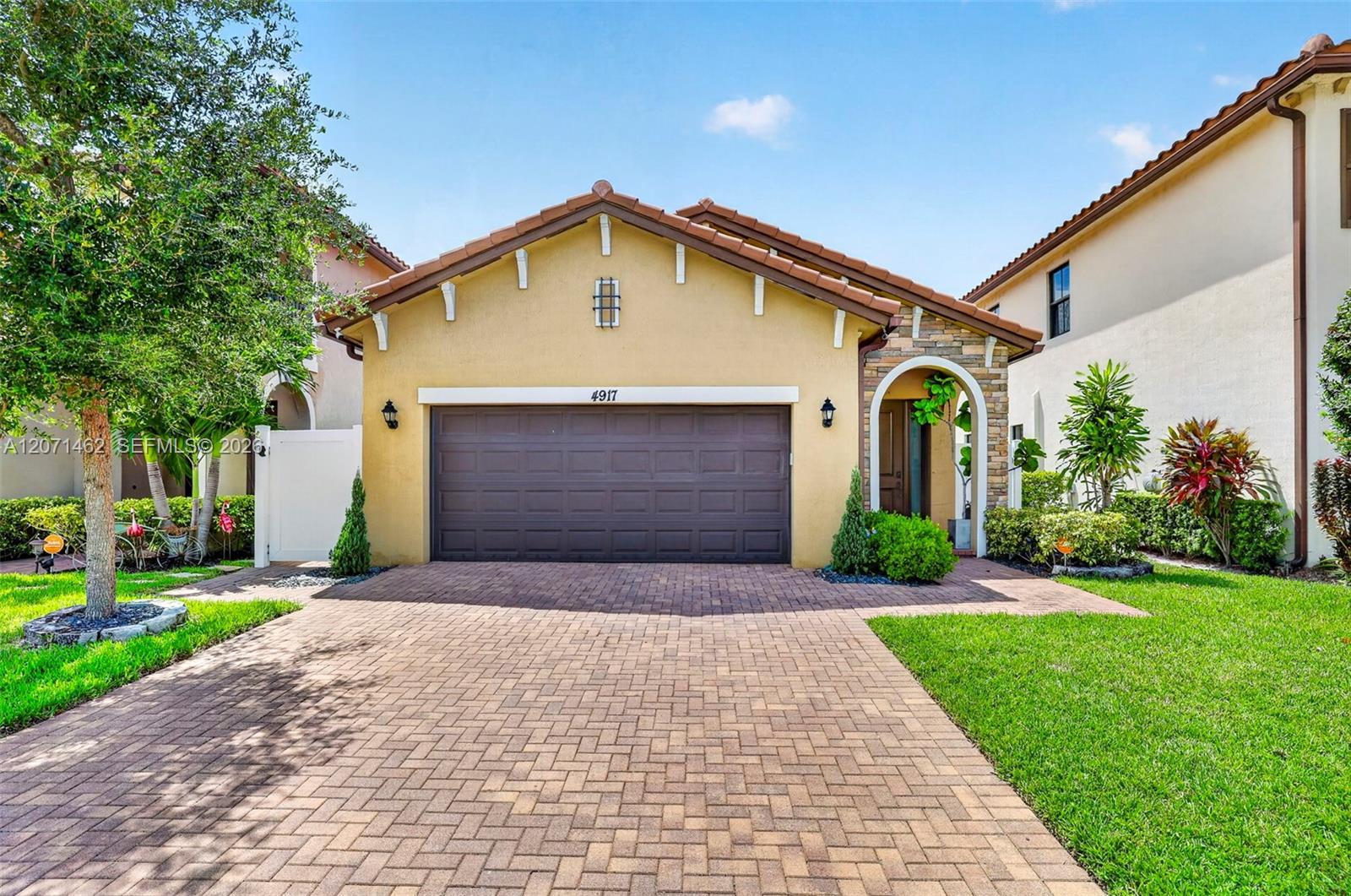 4917 NW 51st Ter, Tamarac FL 33319