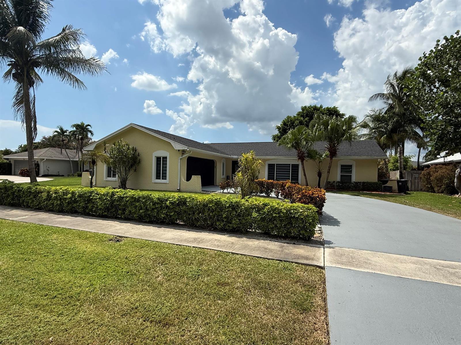 1657 BALTRUSOL Place, Wellington FL 33414