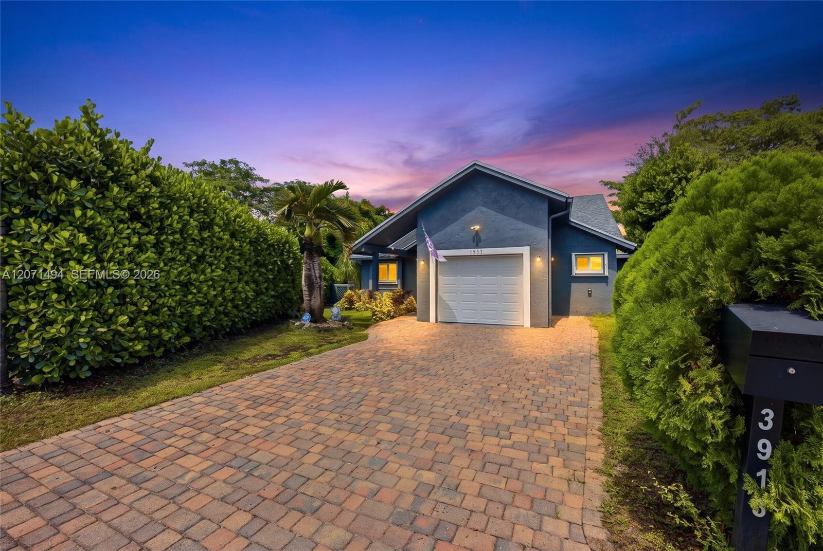 3913 NW 72nd Ln, Coral Springs FL 33065 photo 2