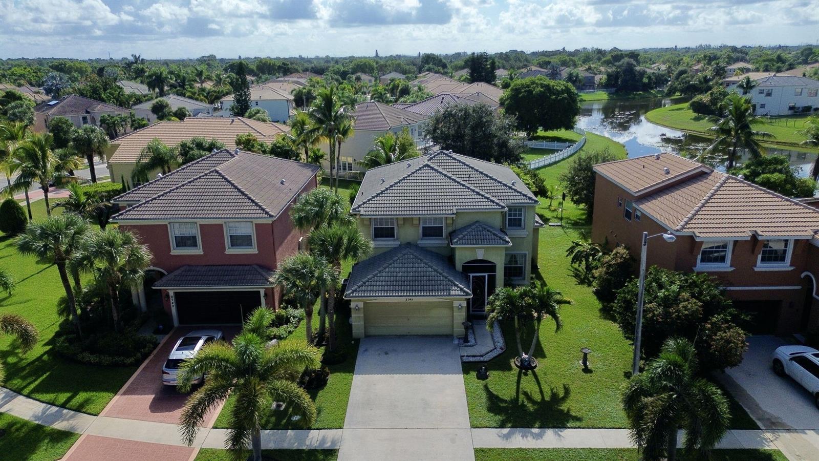 2745 Misty Oaks Circle, Royal Palm Beach FL 33411 photo 2