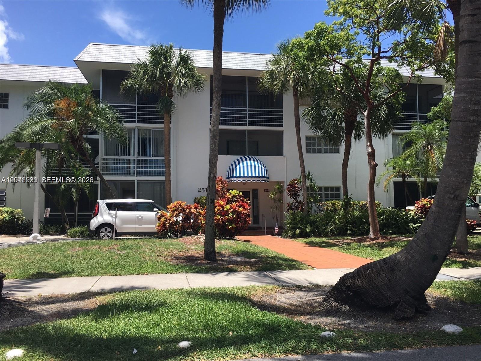 251 Galen Dr # 304E, Key Biscayne FL 33149