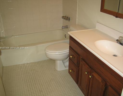 10818 N KENDALL DR # 23, Miami FL 33176 photo 4