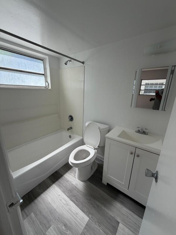 610 NE 1st Avenue # 6, Fort Lauderdale FL 33304 photo 5
