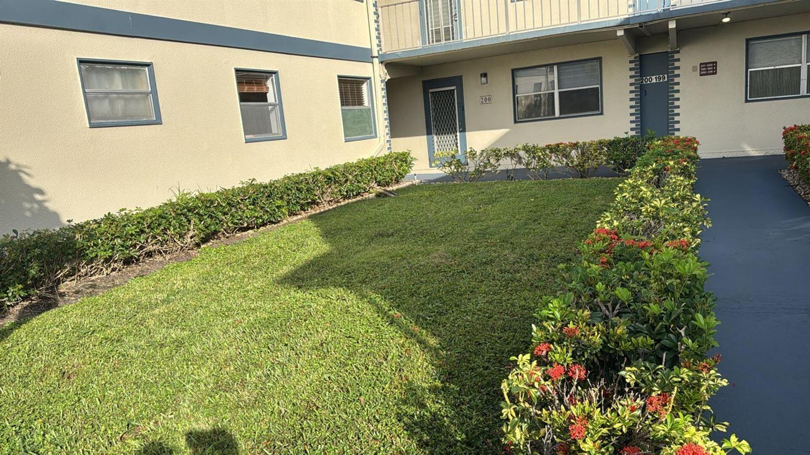 201 BRITTANY E, Delray Beach FL 33446