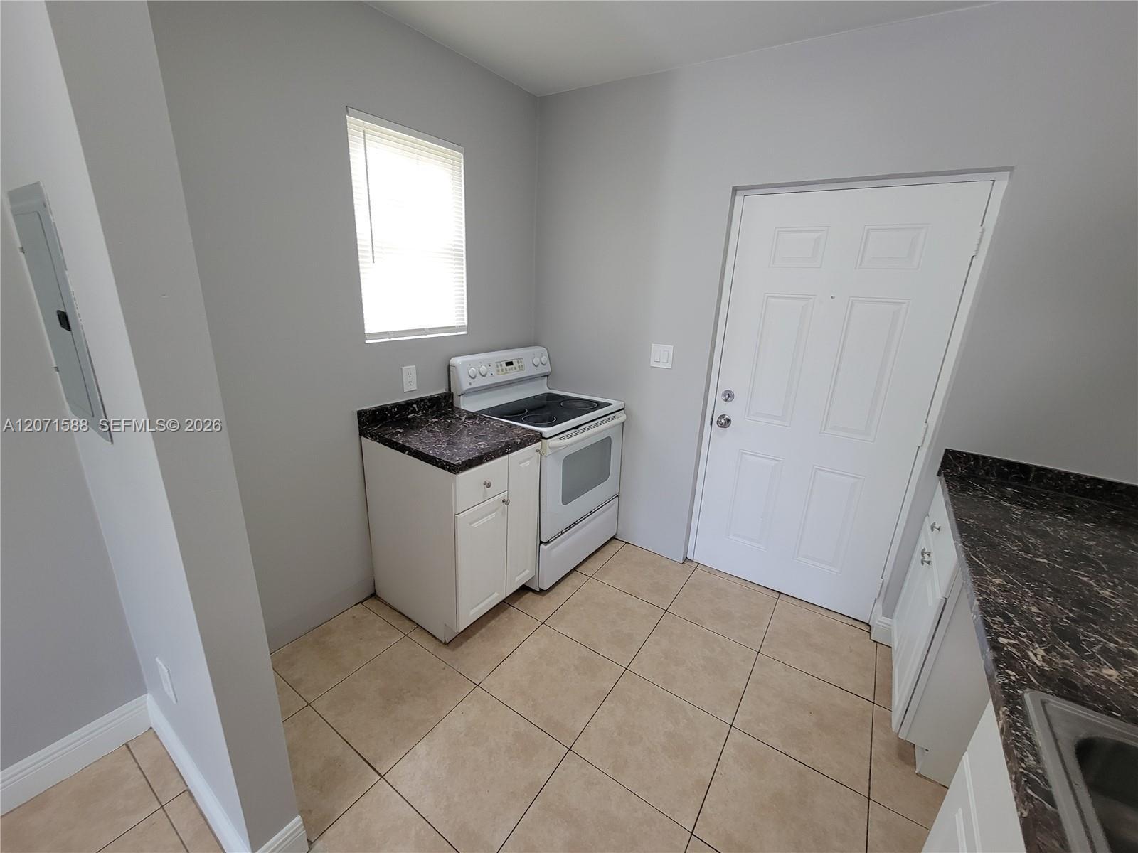 1740 NW 1st Pl # 3, Miami FL 33136 photo 2