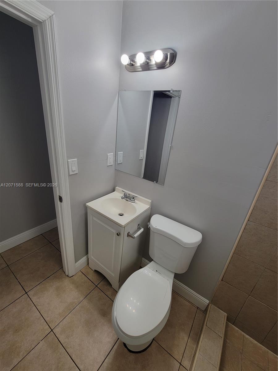 1740 NW 1st Pl # 3, Miami FL 33136 photo 4