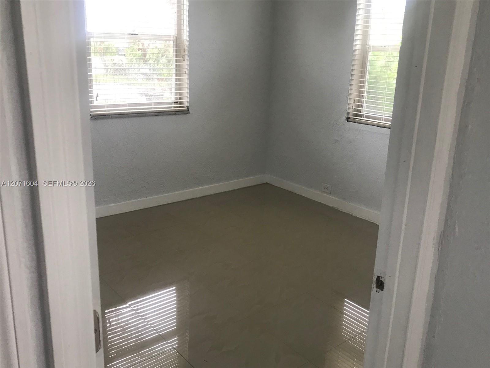 21625 SW 109th Ave, Miami FL 33170 photo 5