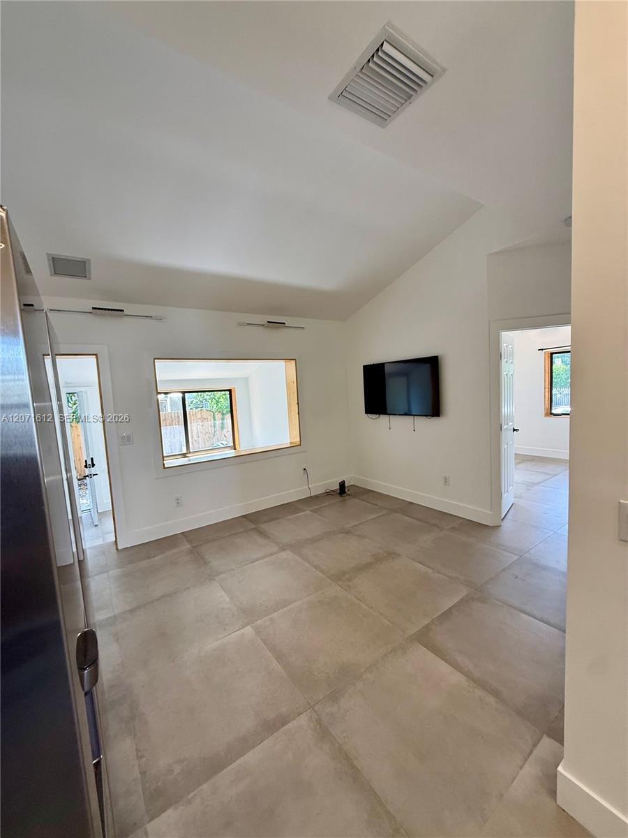 3 NE 70TH ST # 1, Miami FL 33138 photo 4