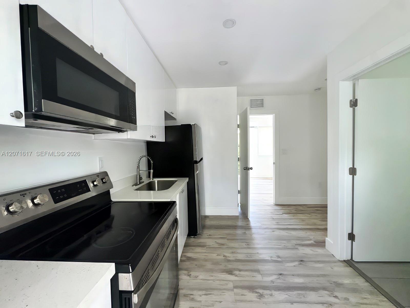 885 SW 29th Ave # 2, Miami FL 33135 photo 2