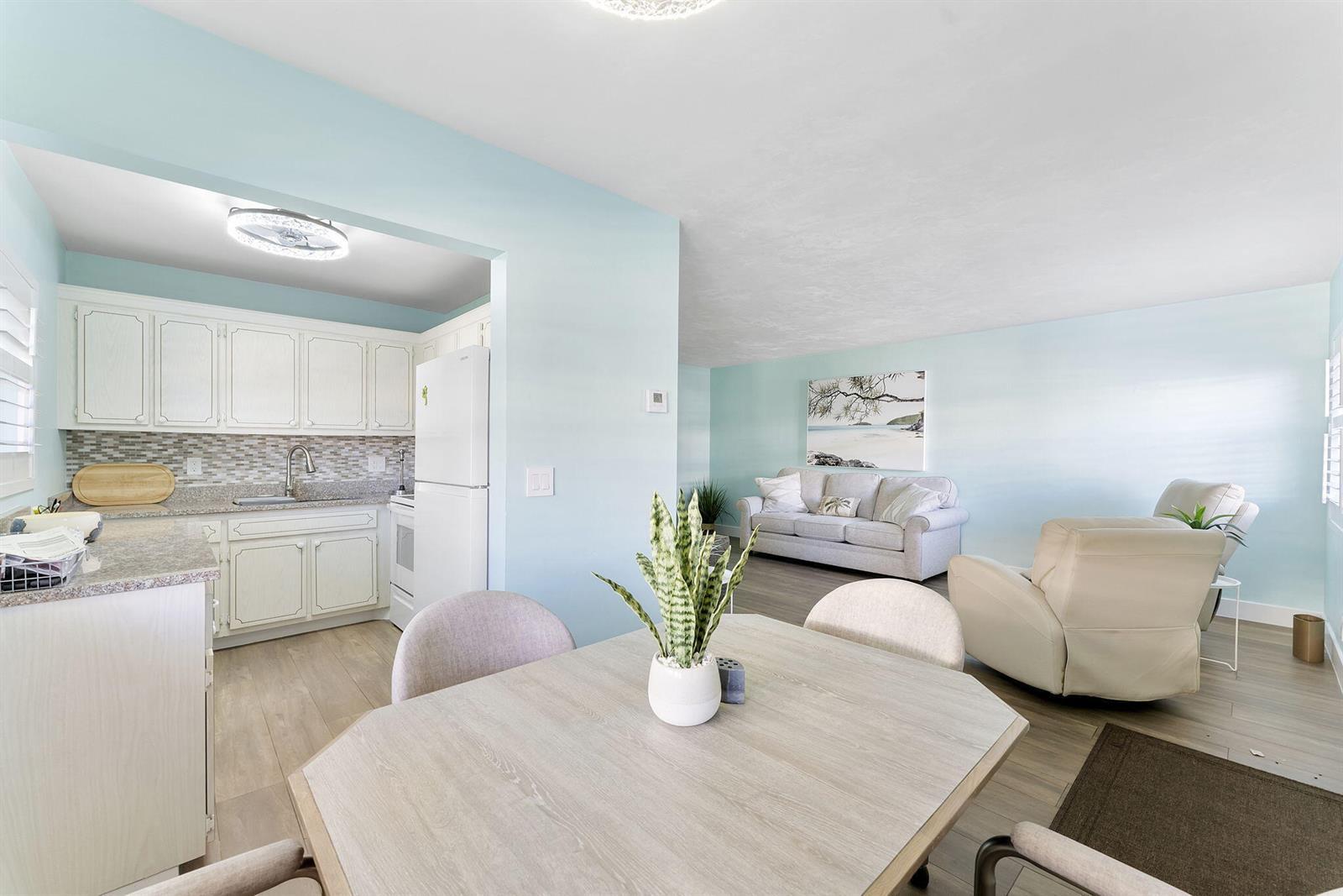 3322 CYNTHIA Lane # 102, FL 33461 photo 4