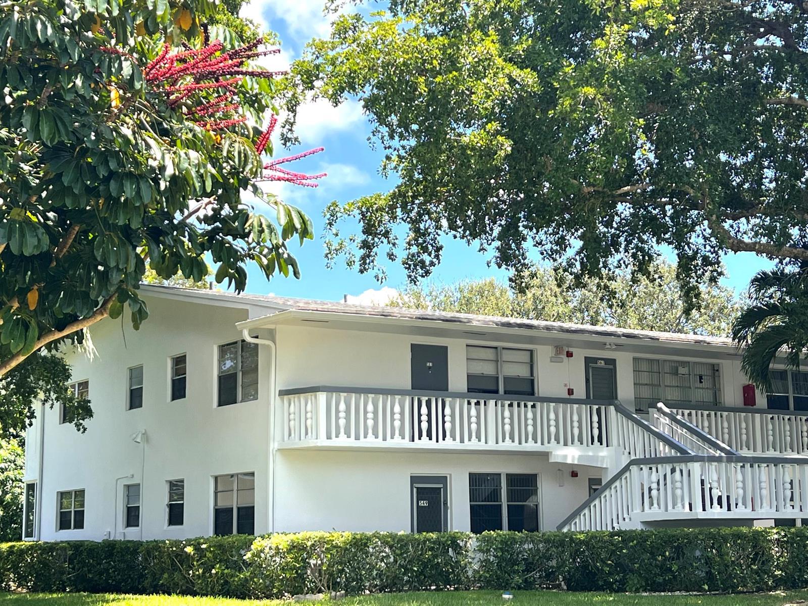 561 DURHAM T # T, Deerfield Beach FL 33442 photo 3