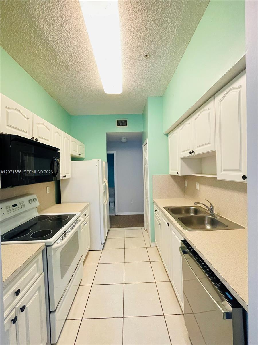 7085 Nova Dr # 318, Davie FL 33317 photo 5