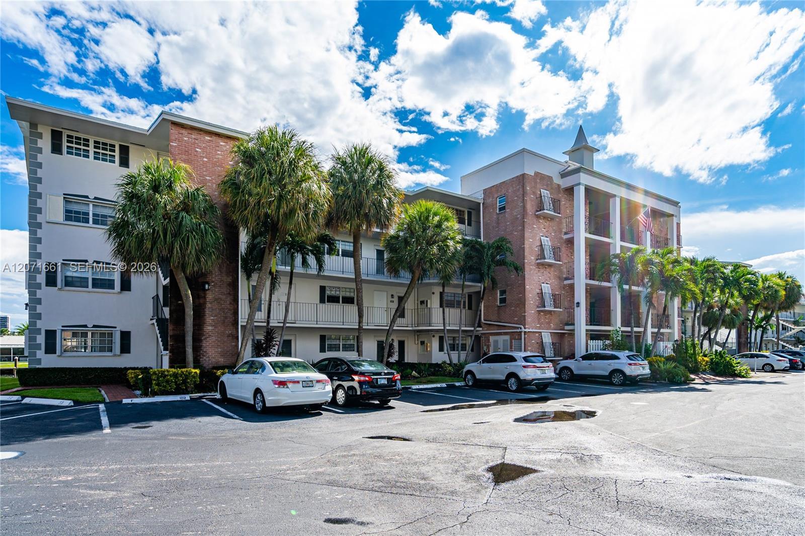 455 Paradisee Isle Blvd # 106, Hallandale Beach FL 33009 photo 2