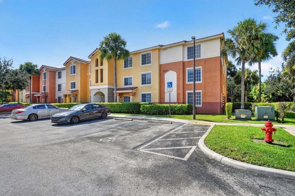 6760 Heritage Grande 6307, Boynton Beach FL 33437 photo 3