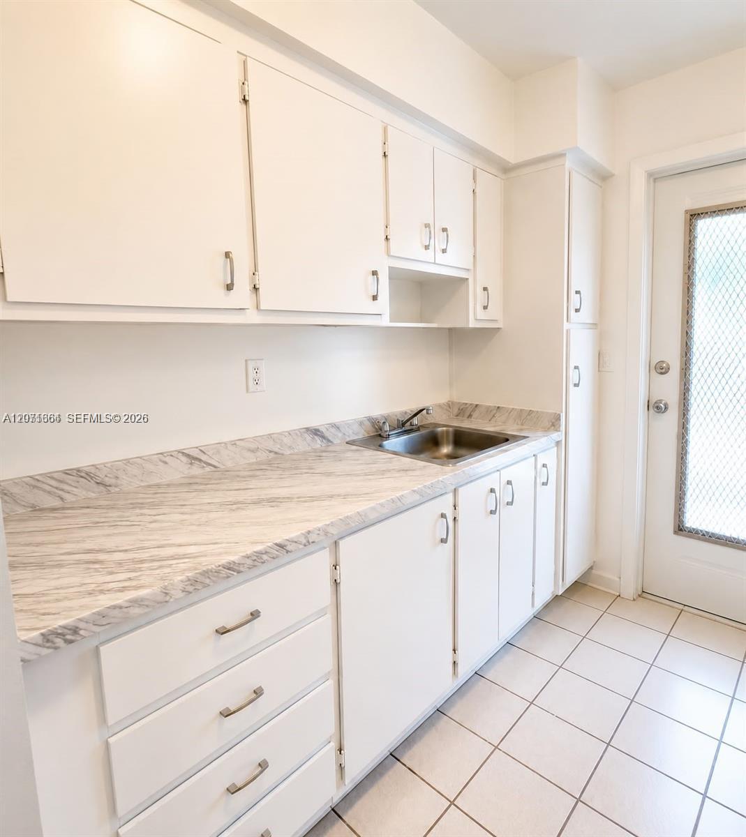 12655 NE 16th Ave # 16, North Miami FL 33161 photo 3
