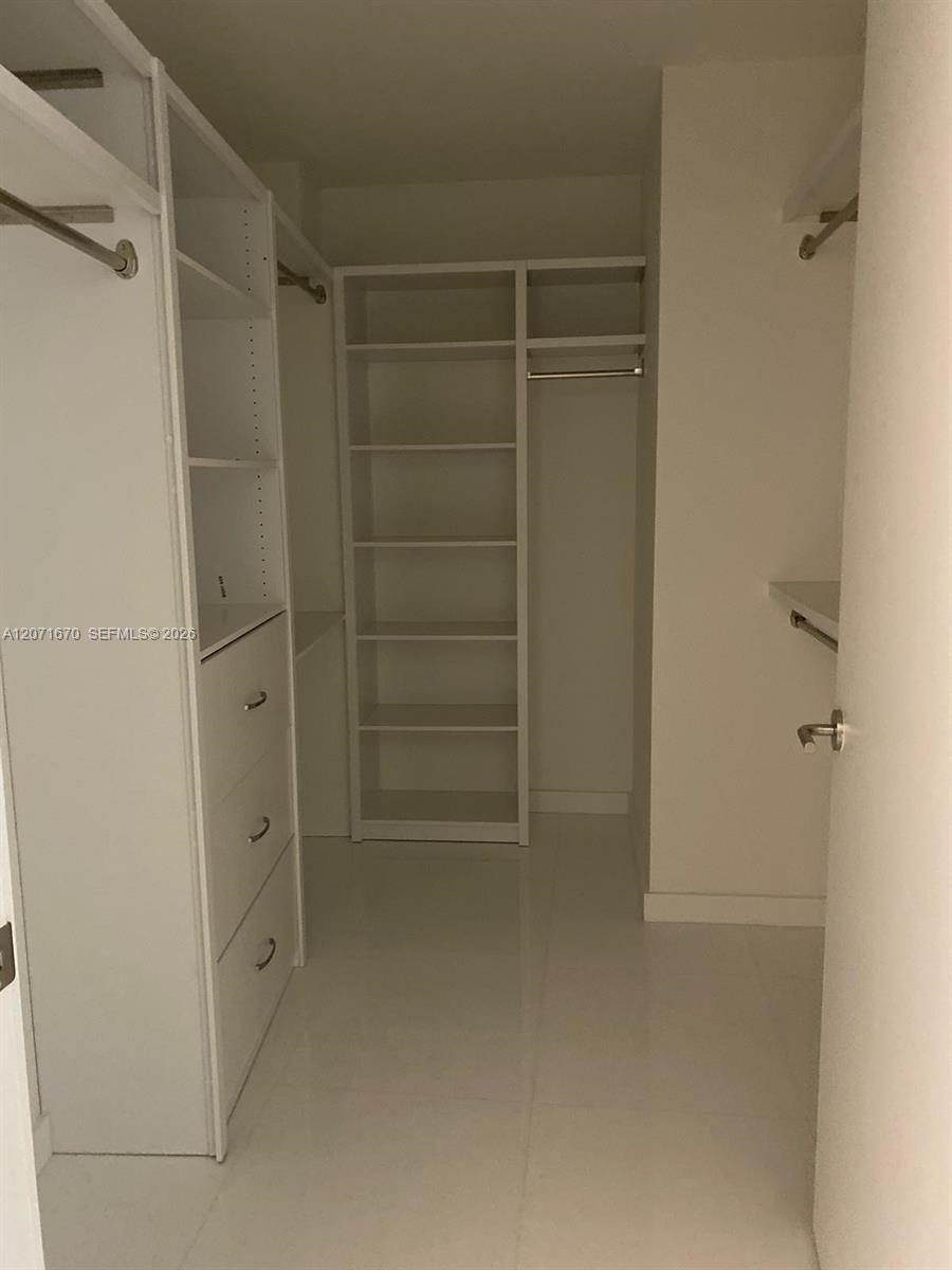 851 NE 1st Ave # 2501, Miami FL 33132 photo 5